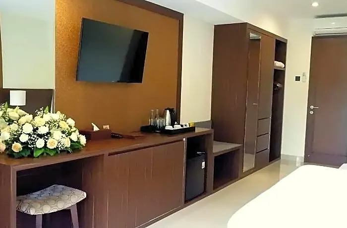 Hotel Arena Living 3*